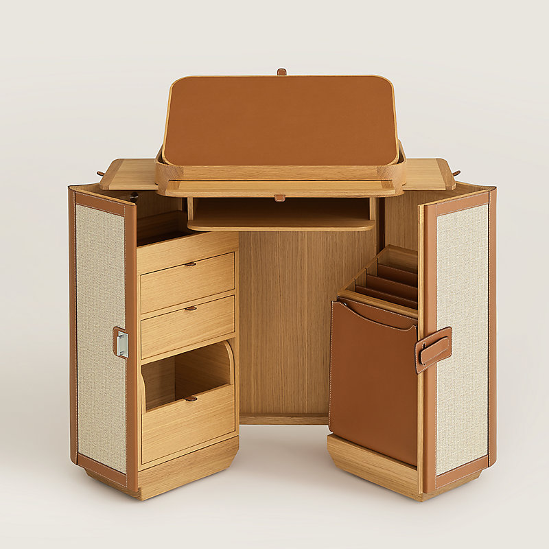 Les Necessaires d'Hermès folding desk | Hermès Canada